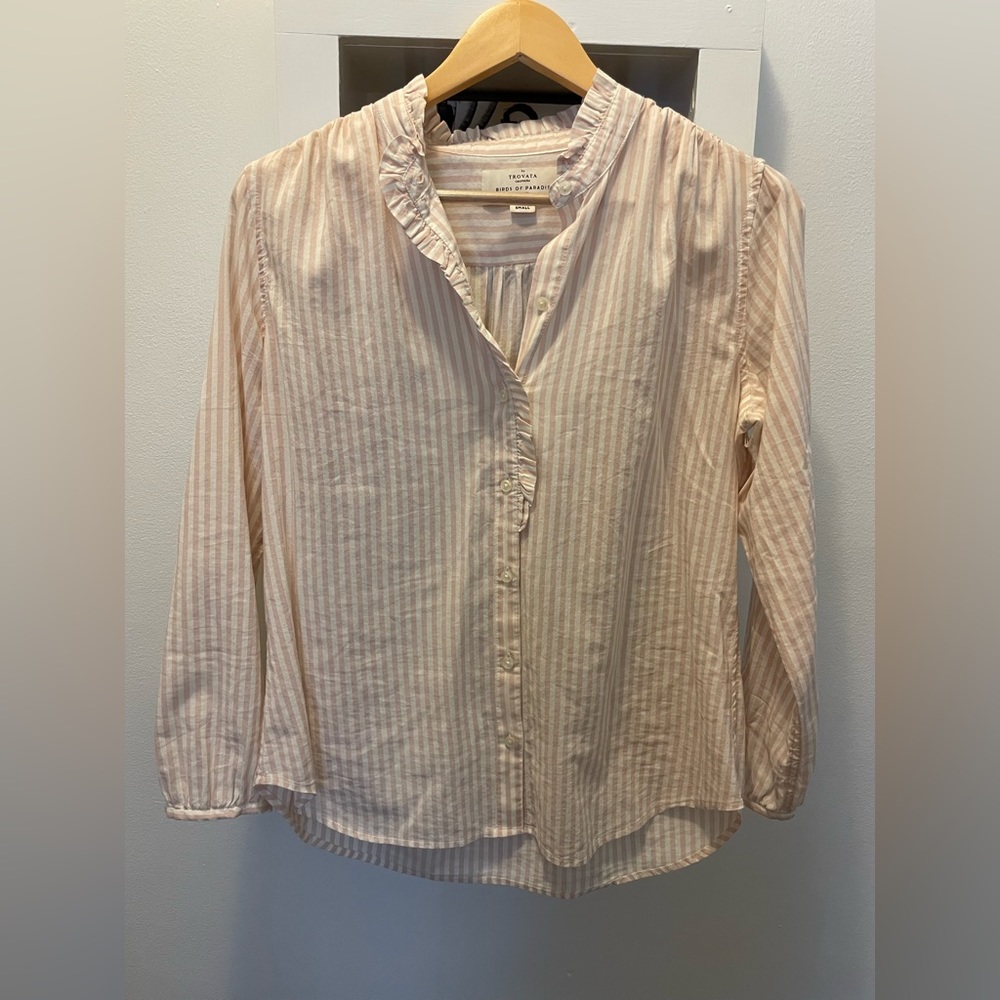 Trovata Birds of Paradis Button up Shirt, Pink and White, Small